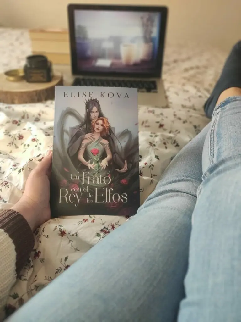 El Mundo de Naya: Reseña: Un trato con el rey de los elfos - Elise Kova